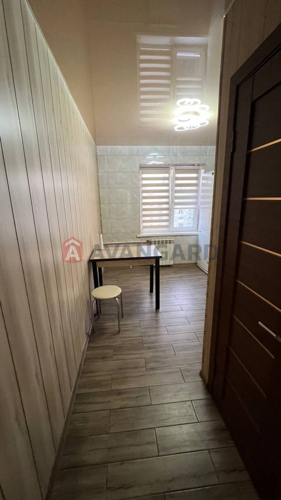 2 ����. ��������, 50/29/8 ��. �., 9/9 ���� ���� 8