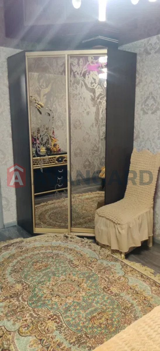 3 ��. ��������, 72/-/15 ��. �., 1/5 ������ ���� 21