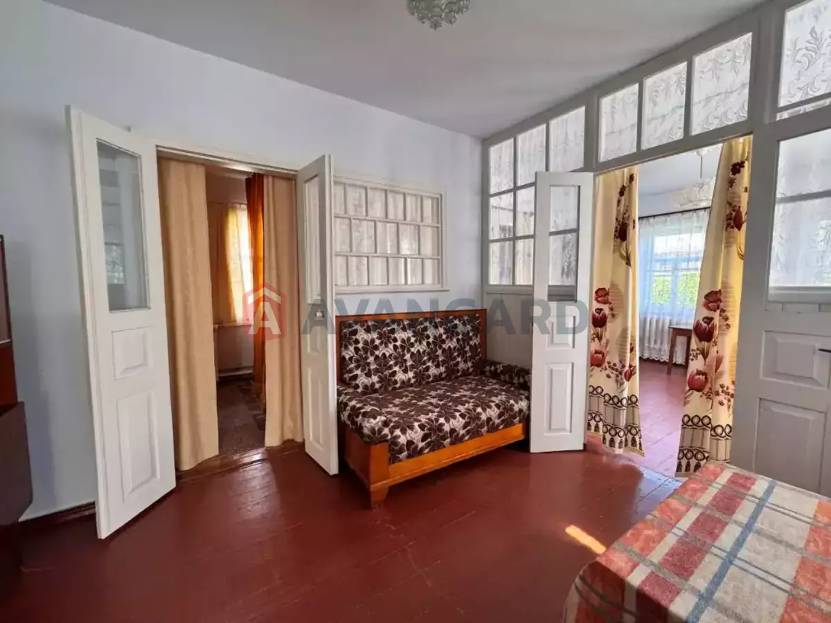 4 ����. ��������, 67/-/9 ��. �., -/1 ���� ���� 17