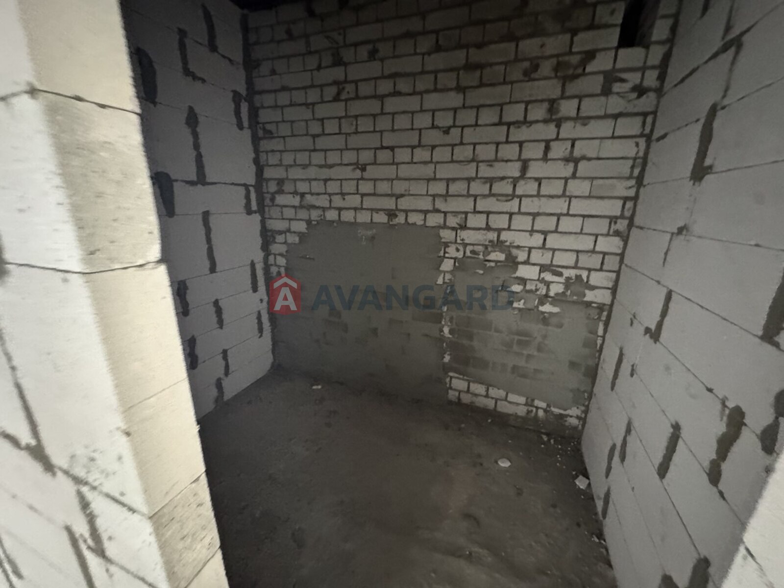 2 ����. ��������, 73/37/14 ��. �., 10/10 ���� ���� 10