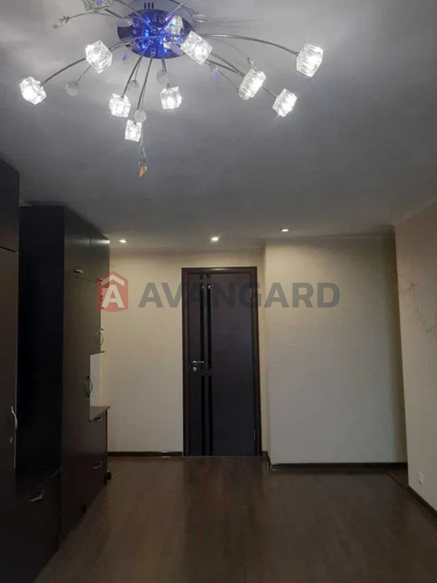 1 ����. ��������, 43/-/6 ��. �., 6/9 ���� ���� 2