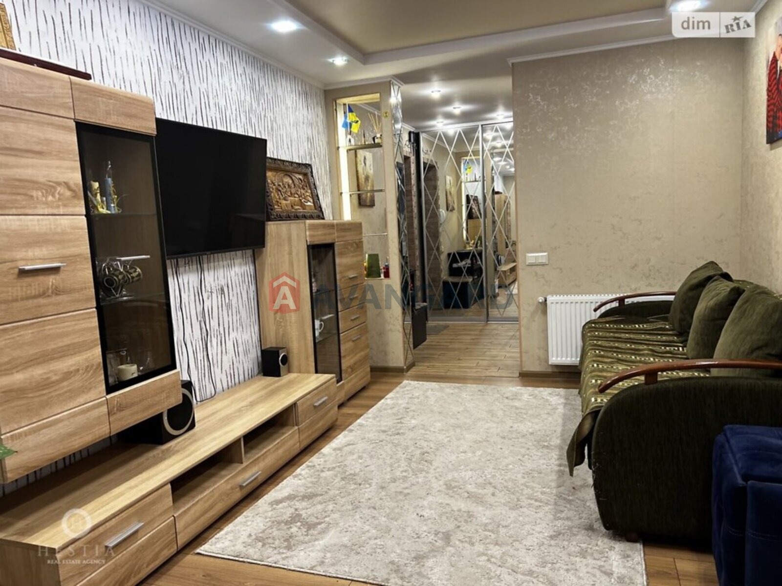 3 ��. ��������, 68/-/12 ��. �., 4/10 ������ ���� 17