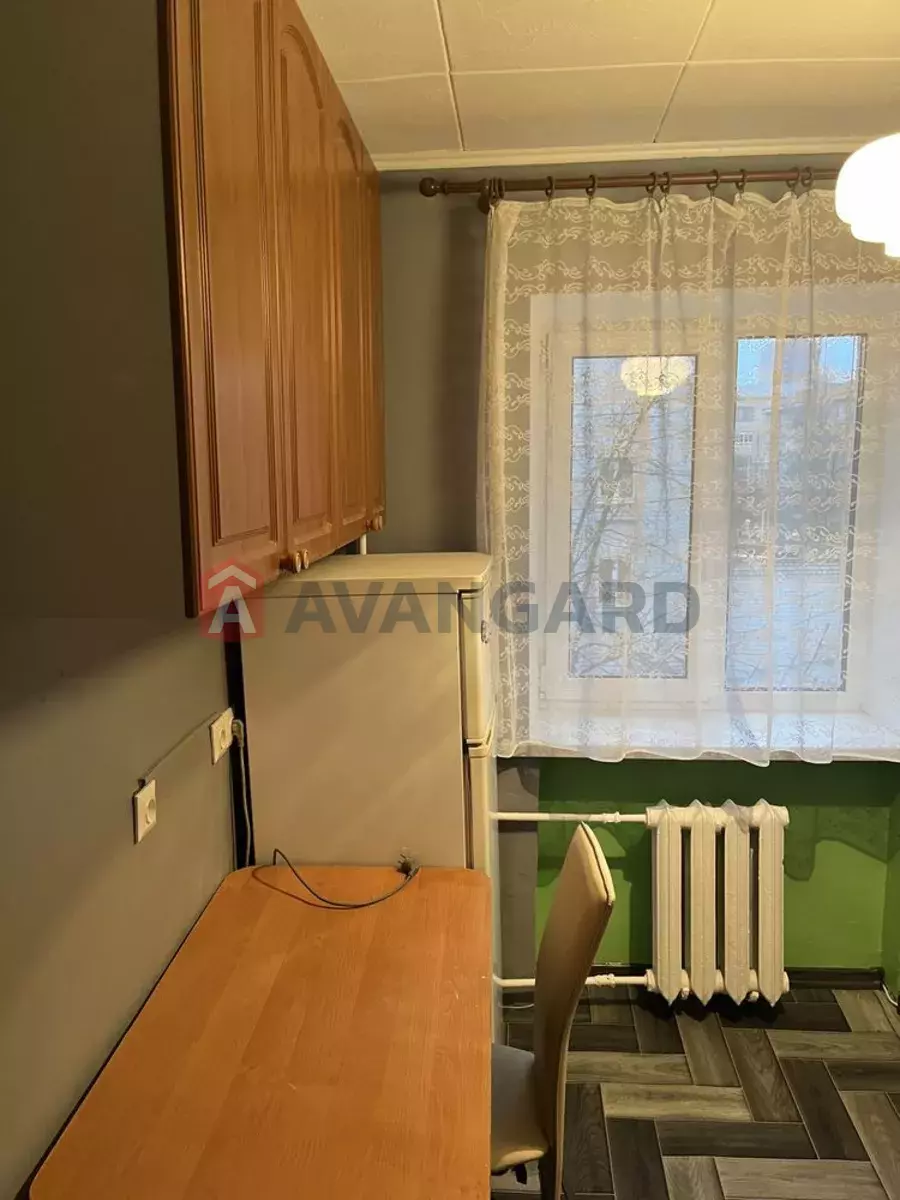 2 ����. ��������, 43/-/6 ��. �., 3/5 ���� ���� 2