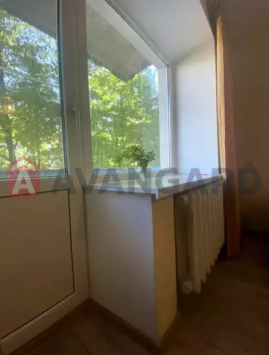 3 ��. ��������, 58/-/7 ��. �., 2/9 ������ ���� 12