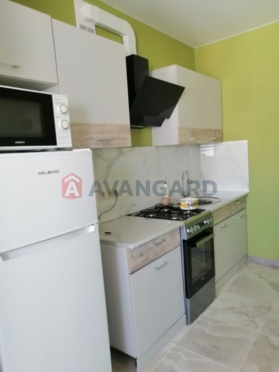 1 ����. ��������, 39/-/12 ��. �., 5/5 ���� ���� 1