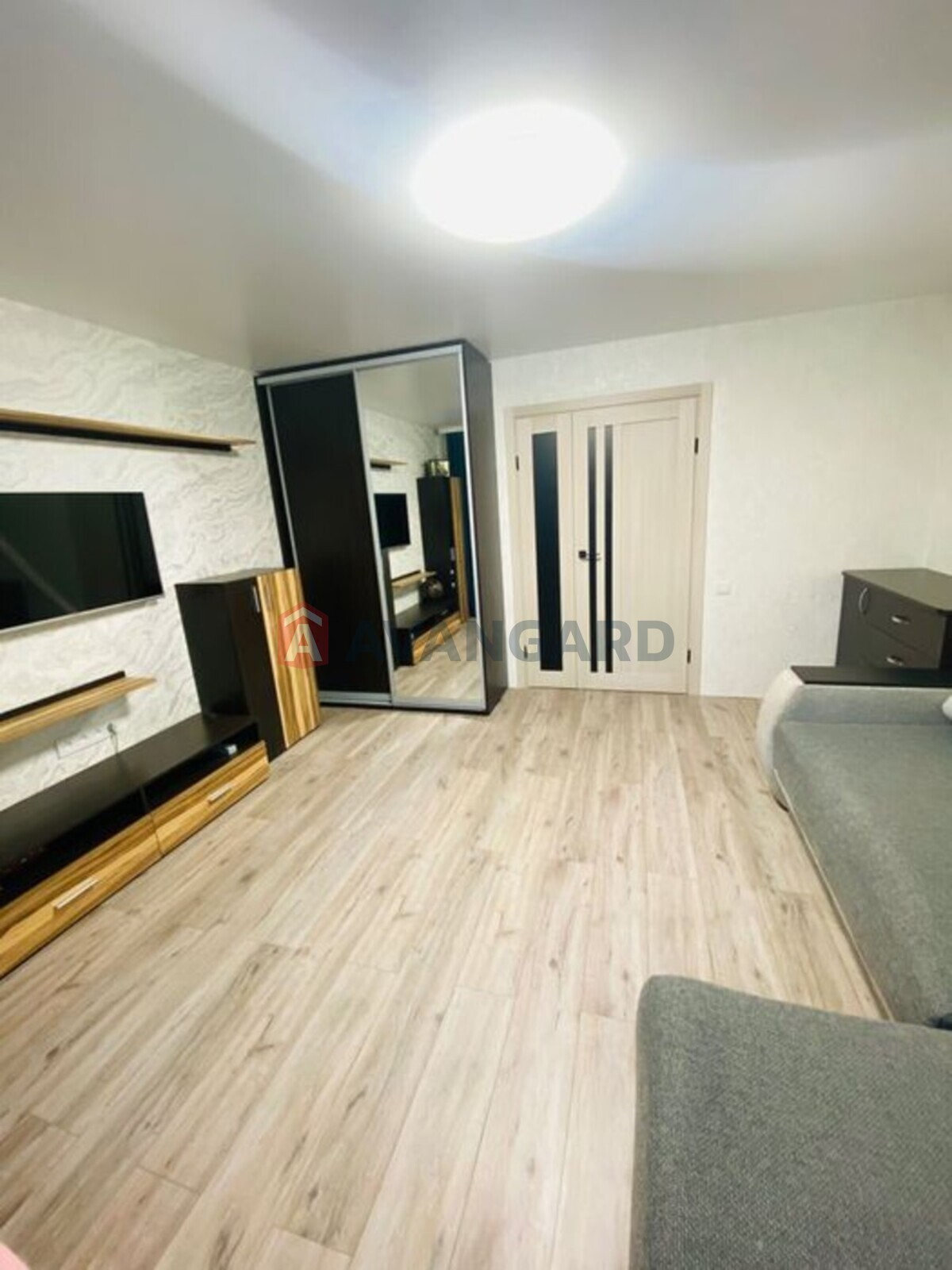 2 ����. ��������, 51/-/7 ��. �., 1/9 ���� ���� 6