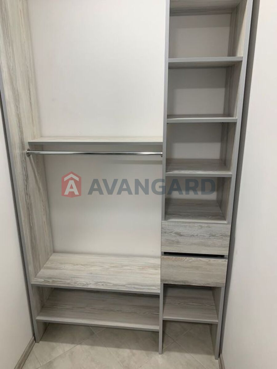 1 ��. ��������, 43/-/14 ��. �., 3/9 ������ ���� 11