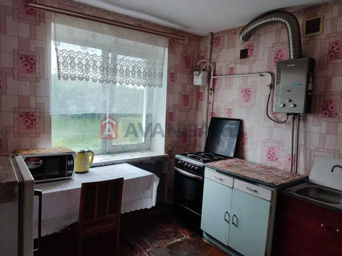 1 ��. ��������, 51/-/8 ��. �., 3/4 ������ ���� 3