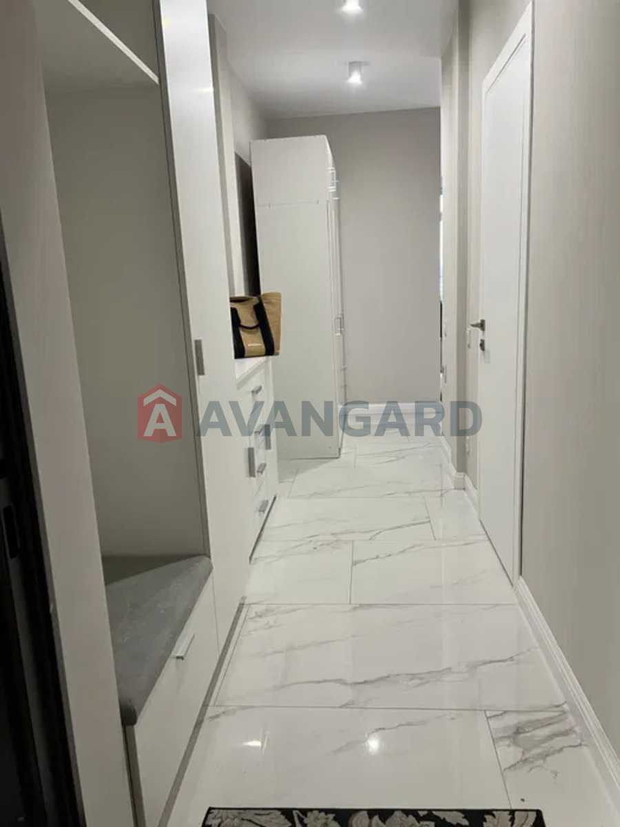 1 ����. ��������, 43/-/18 ��. �., 11/22 ���� ���� 4