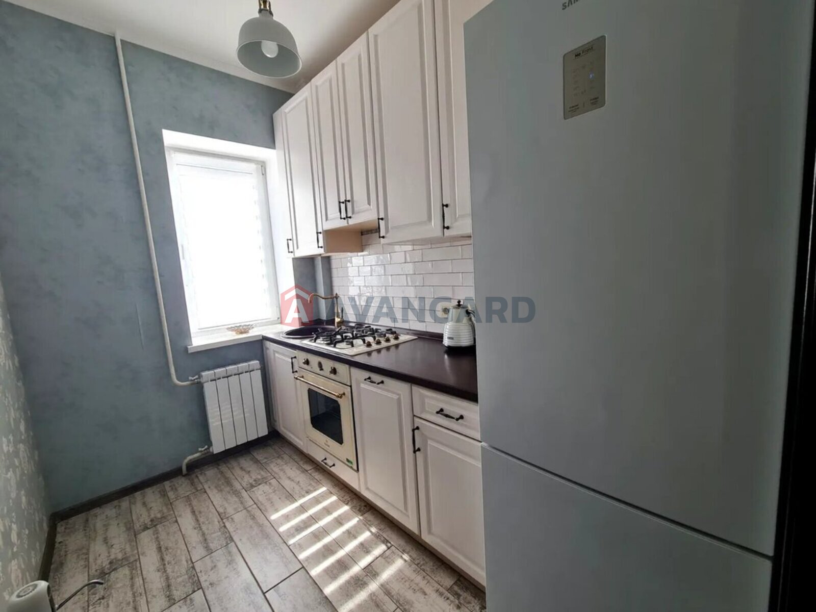 3 ��. ��������, 60/41/5 ��. �., 2/4 ������ ���� 2