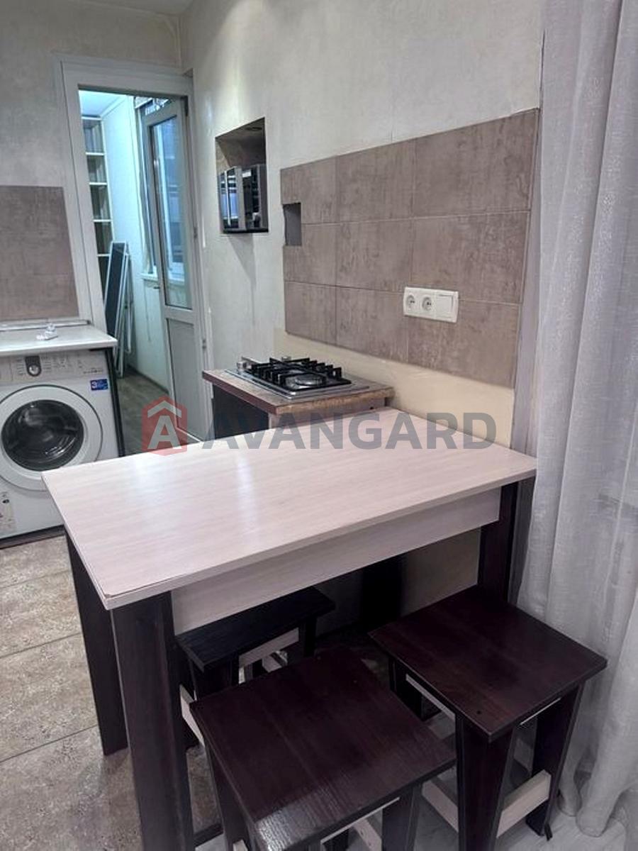 1 кім. квартира, 23 / 10 / 8 м? кв. м., 8/9 поверх фото 6 1 кім. квартира, 23 / 10 / 8 м? кв. м., 8/9 поверх фото 6