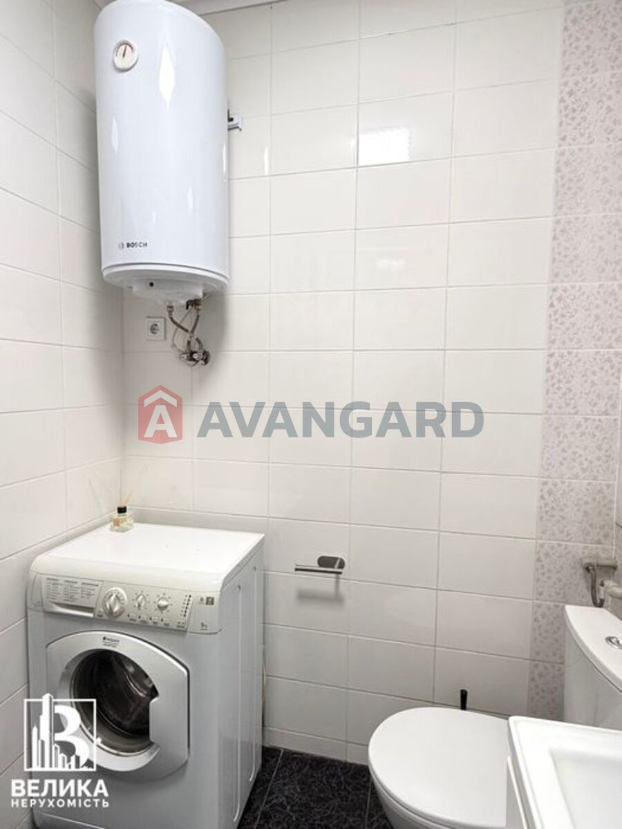 1 ��. ��������, 36/-/15 ��. �., 5/5 ������ ���� 11