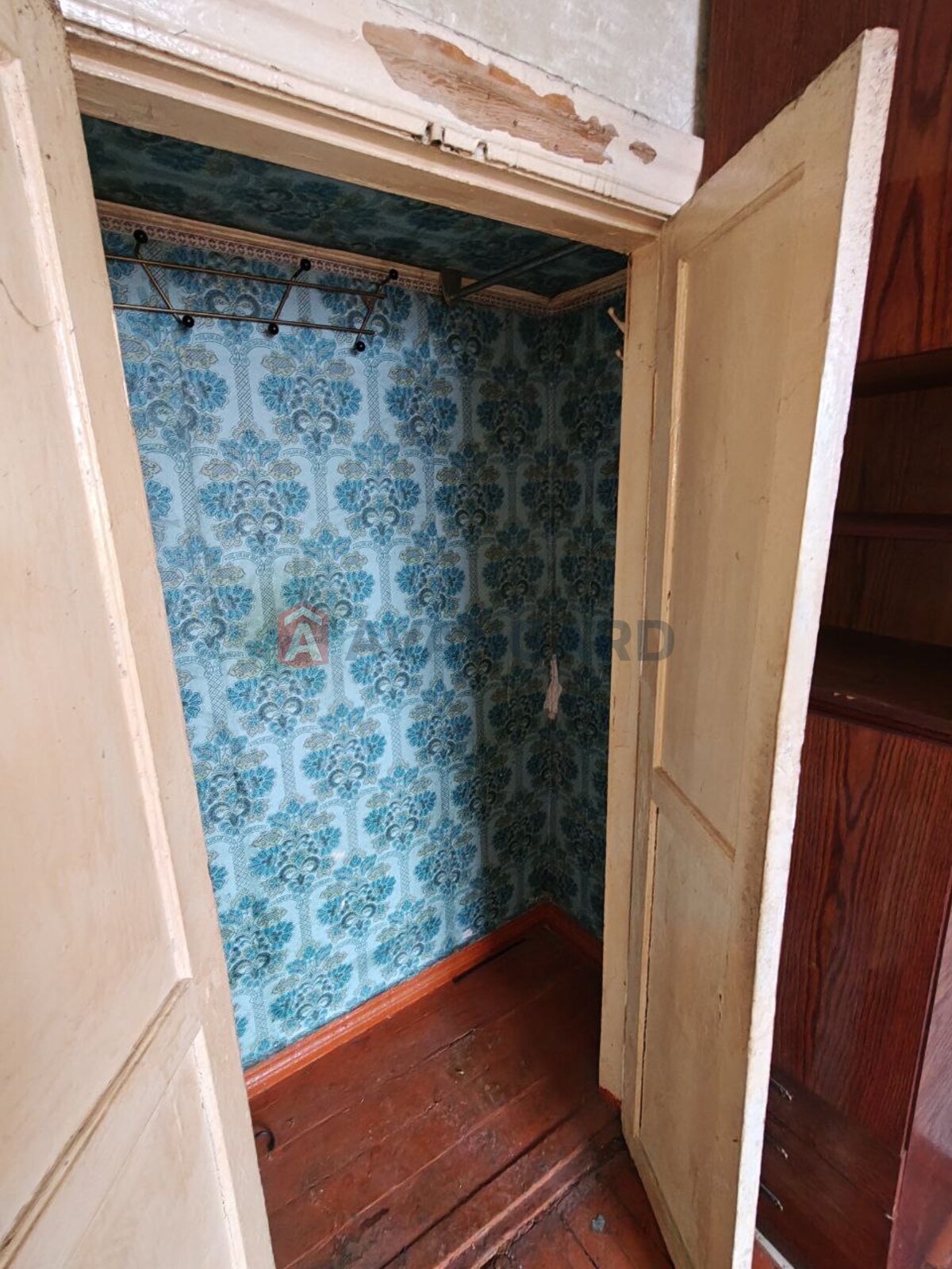 2 ��. ��������, 55/31/8 ��. �., 3/4 ������ ���� 9