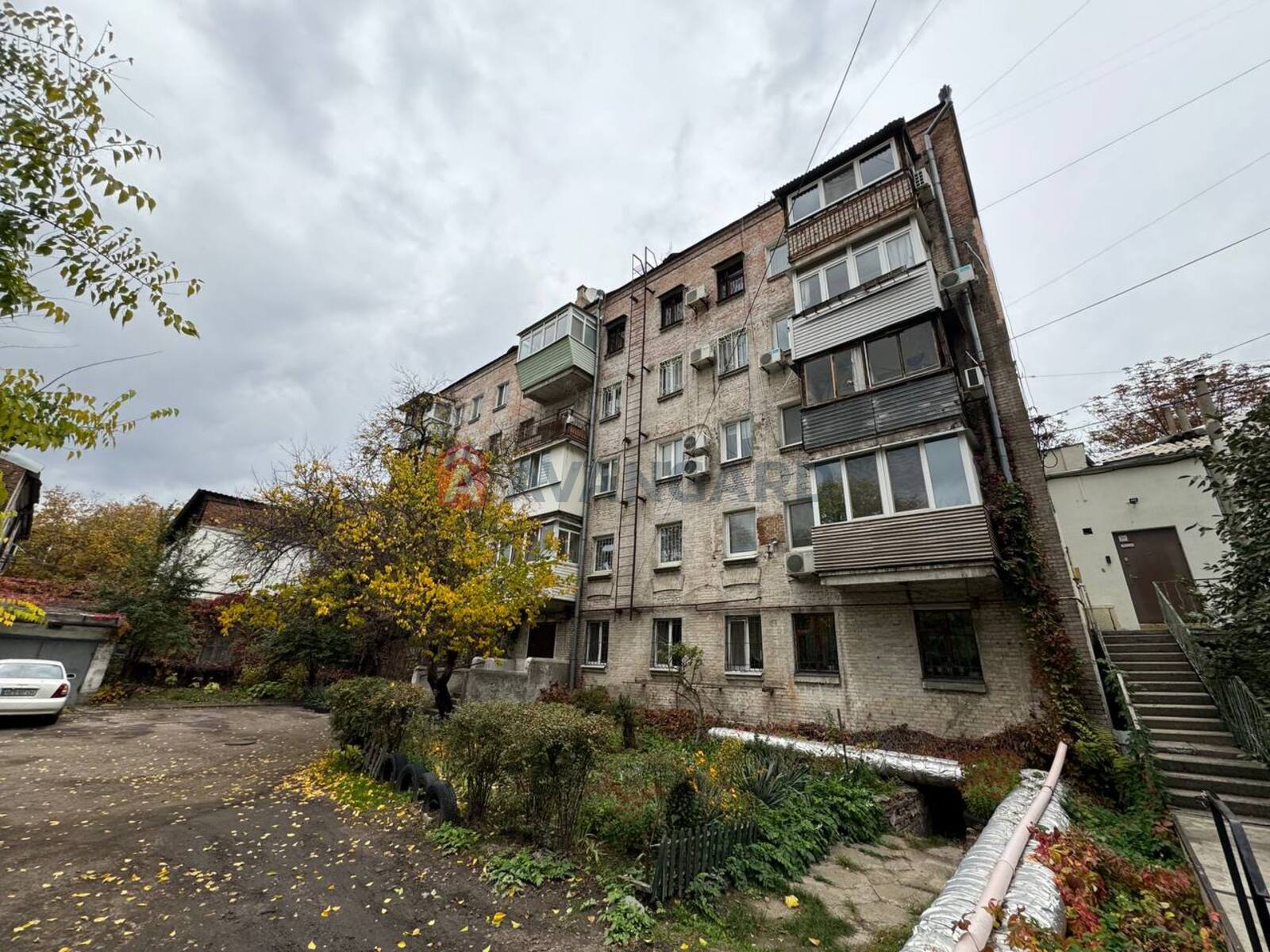 1 ��. ��������, 32/-/8 ��. �., 1/5 ������ ���� 9