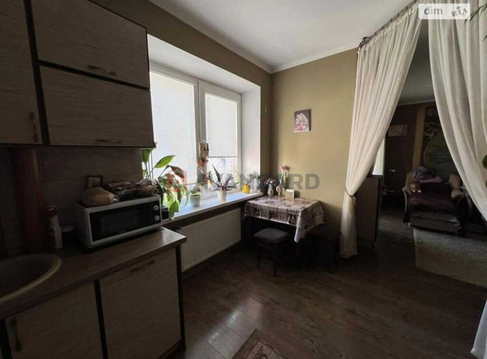 1 ��. ��������, 44/-/10 ��. �., 6/6 ������ ���� 5