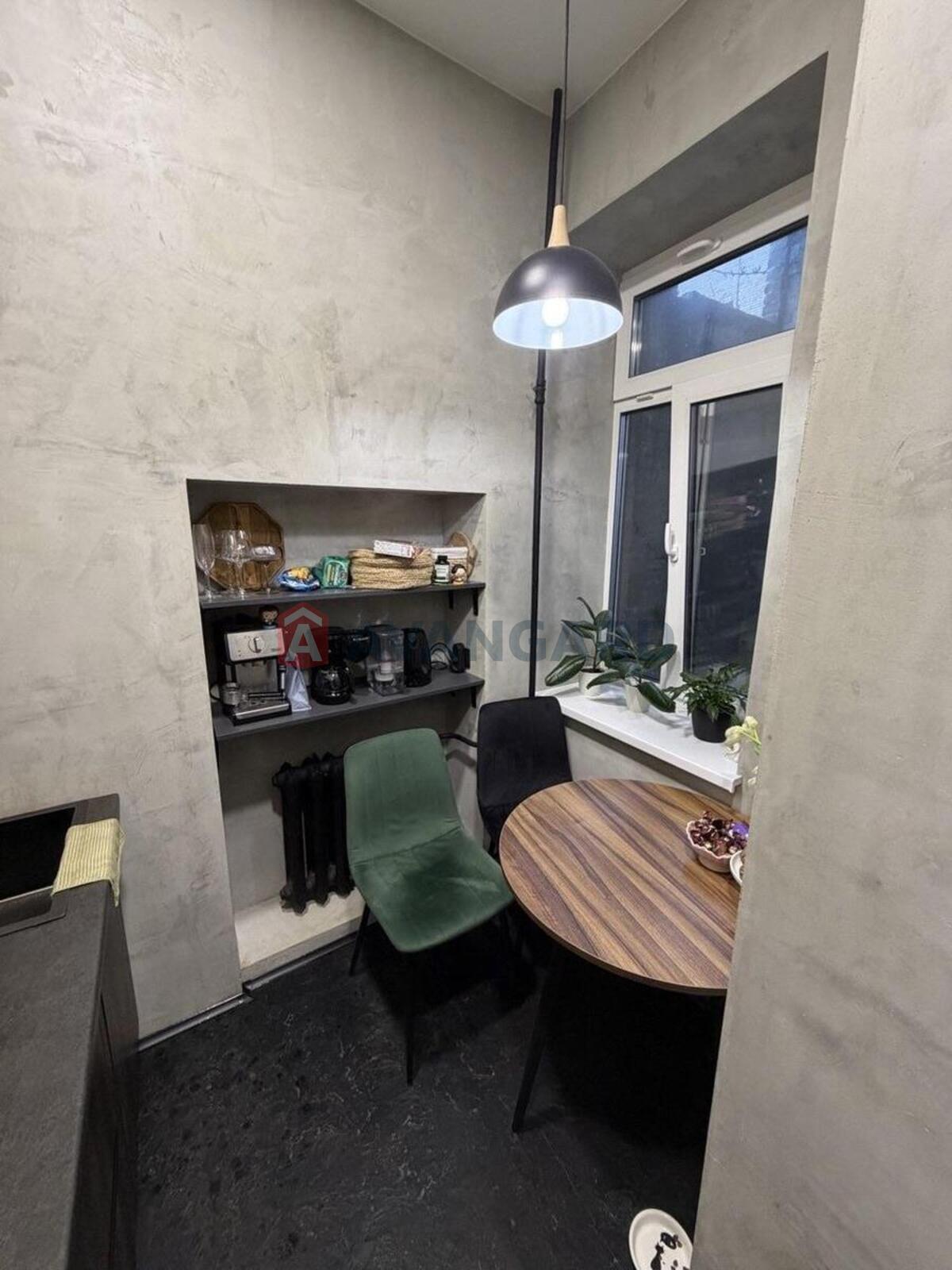 3 ��. ��������, 61/46/5 ��. �., 3/5 ������ ���� 3