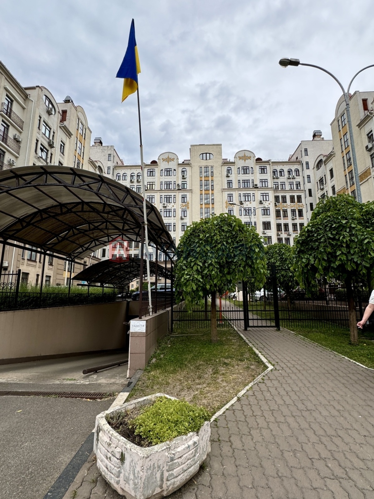 2 ��. ��������, 77/50/20 ��. �., 7/8 ������ ���� 12