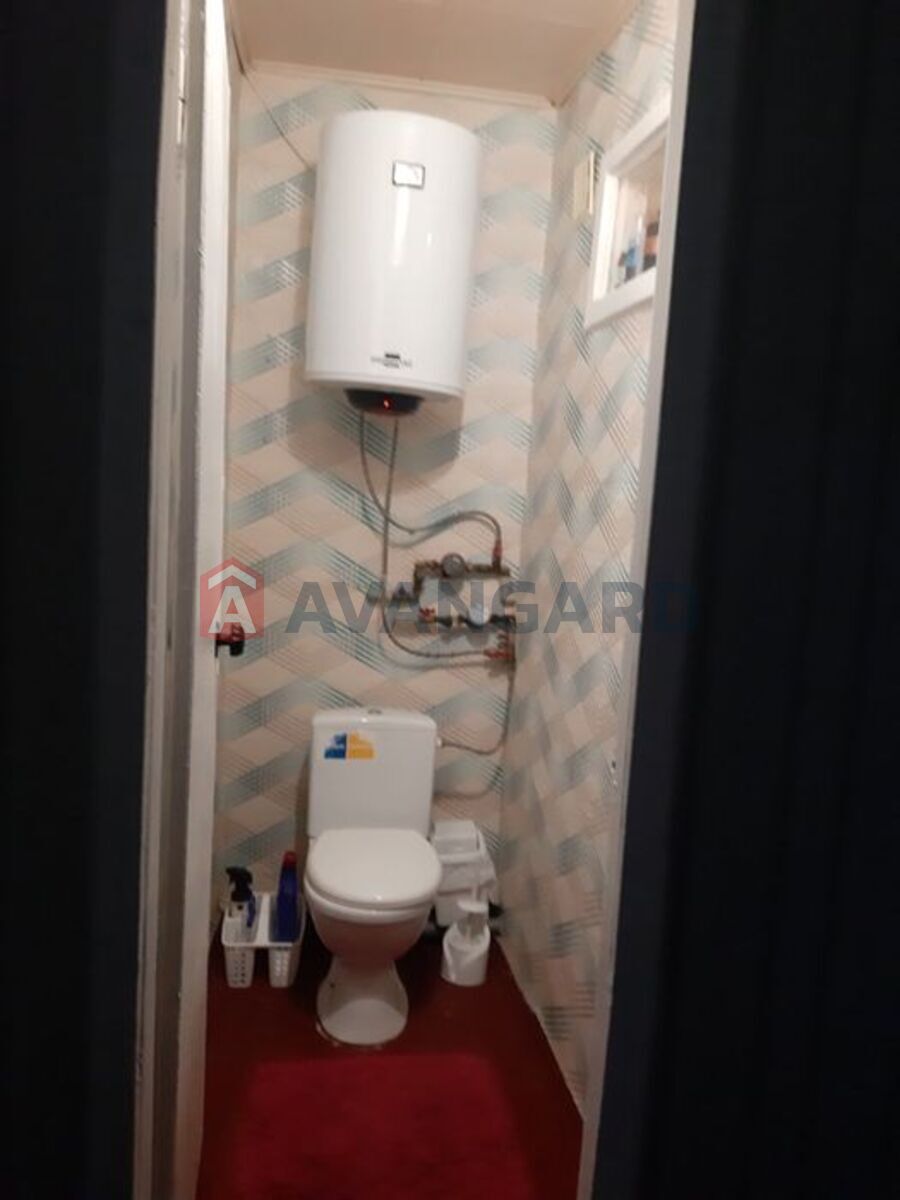 3 ��. ��������, 72/-/16 ��. �., 3/5 ������ ���� 9