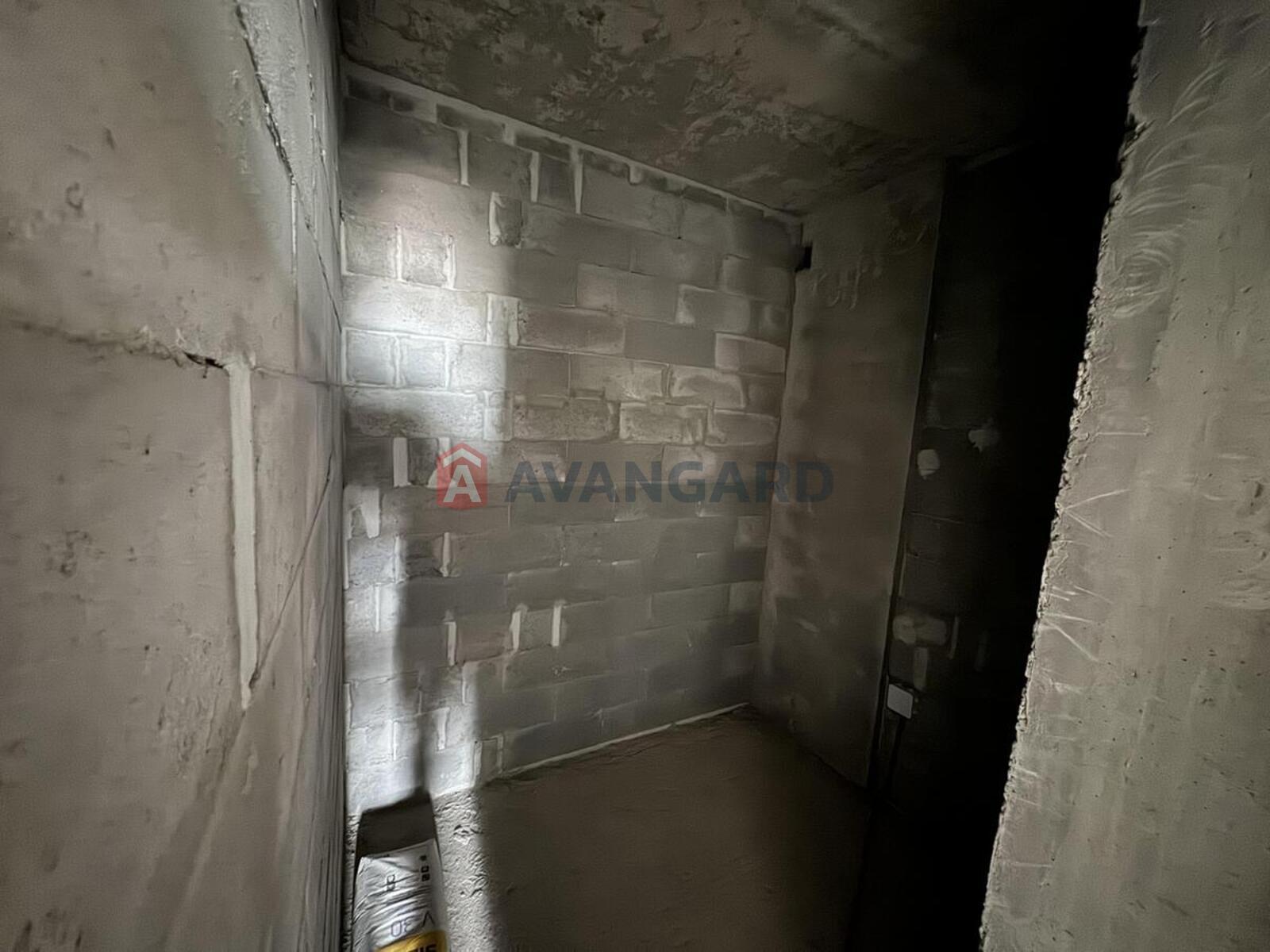 2 ����. ��������, 56/27/13 ��. �., 16/25 ���� ���� 9