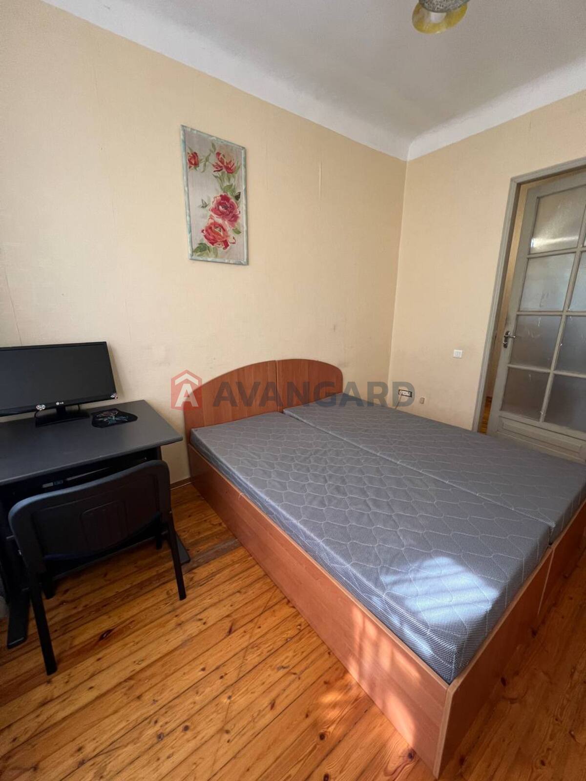 2 ��. ��������, 56/37/8 ��. �., 4/4 ������ ���� 7