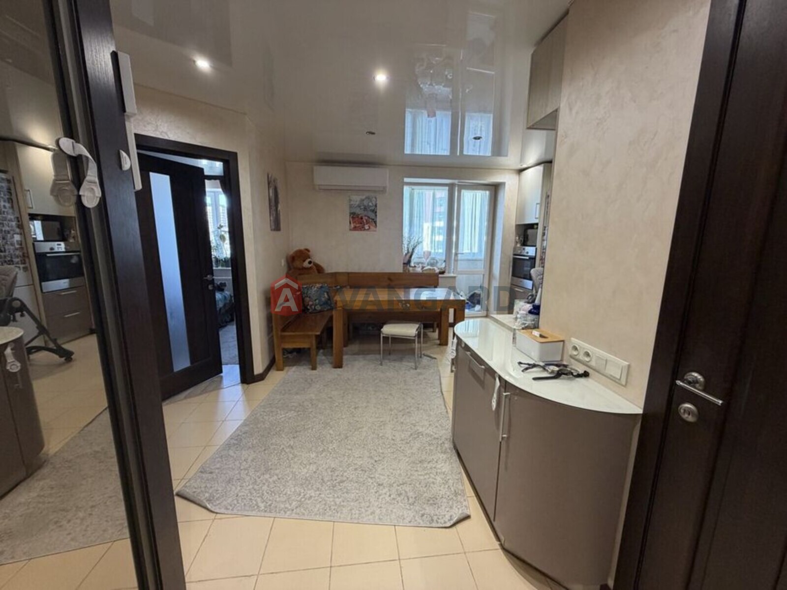 1 ��. ��������, 54/-/12 ��. �., 5/10 ������ ���� 3