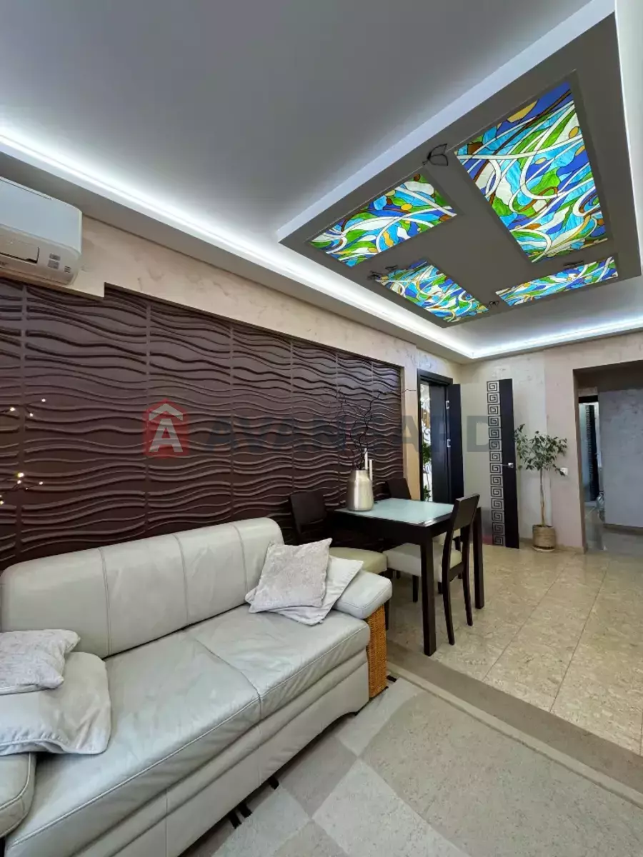 4 ��. ��������, 104/-/- ��. �., 7/9 ������ ���� 3