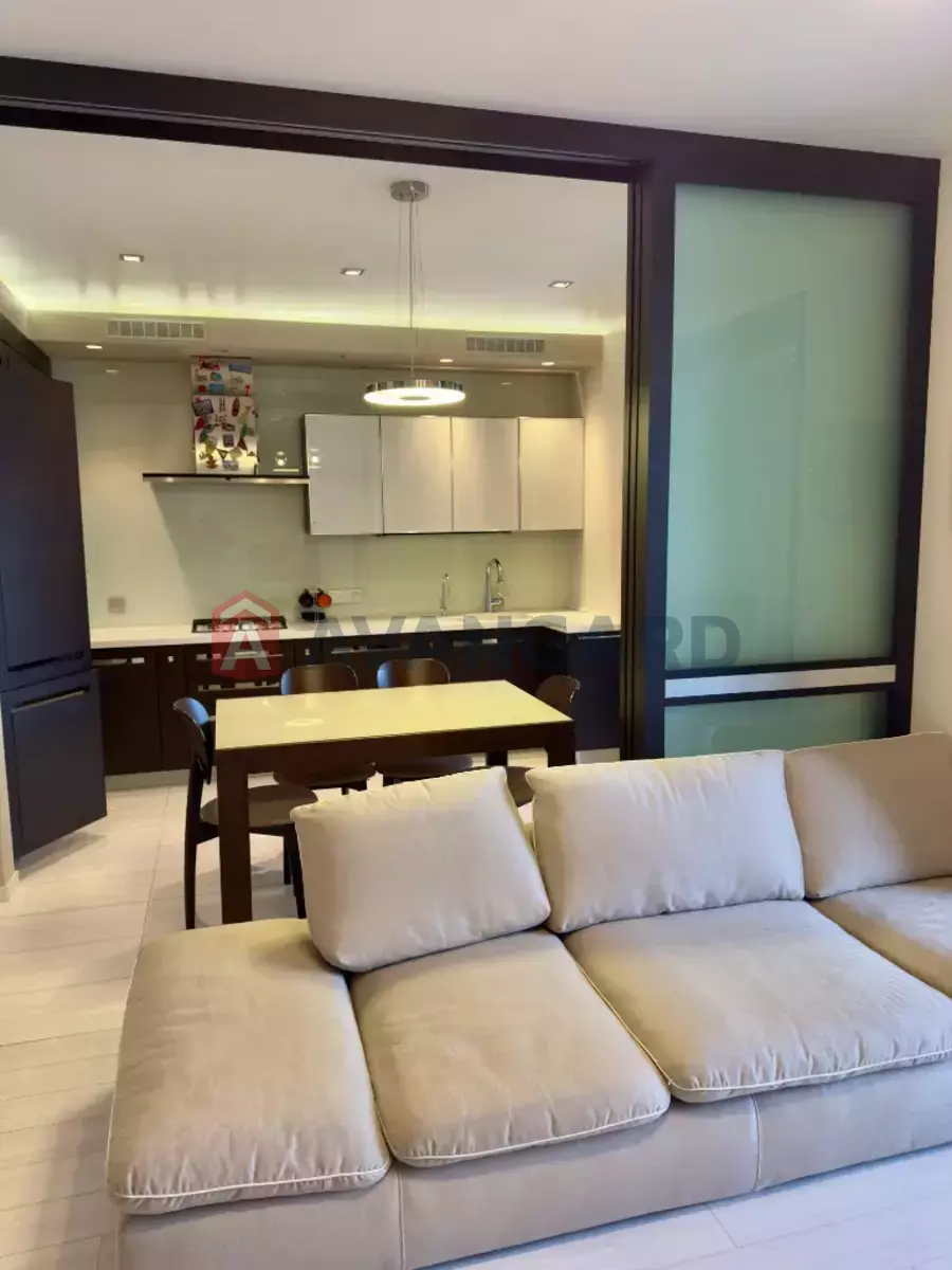 2 ��. ��������, 72/38/15 ��. �., 10/10 ������ ���� 12