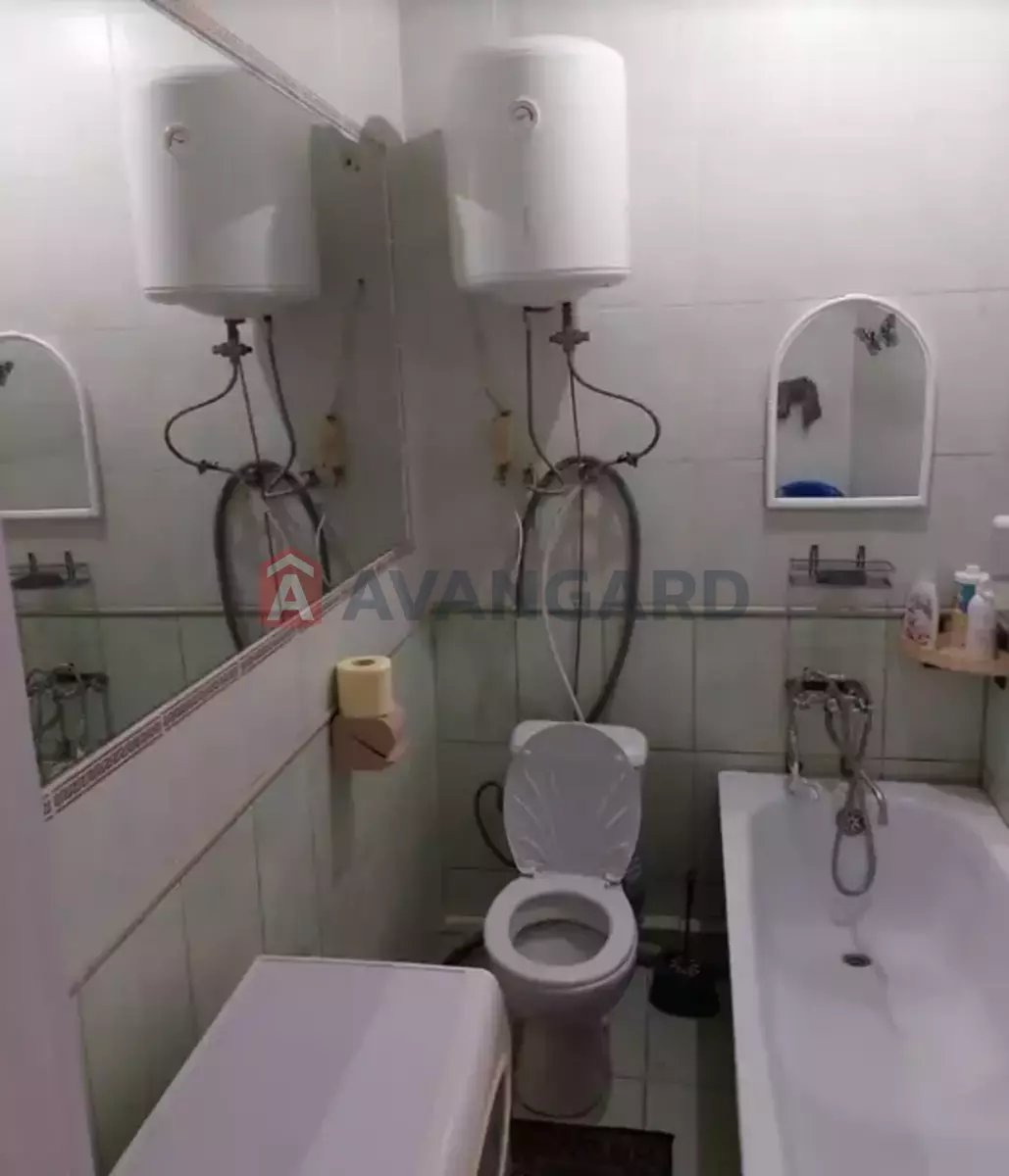 2 ��. ��������, 50/-/- ��. �., 1/5 ������ ���� 5