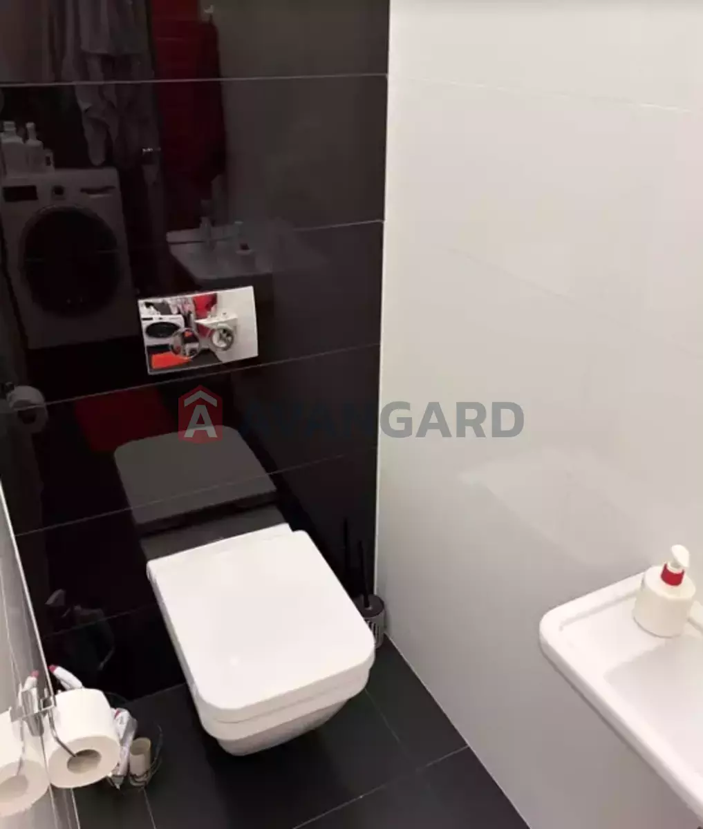 3 ��. ��������, 92/-/- ��. �., 11/11 ������ ���� 12