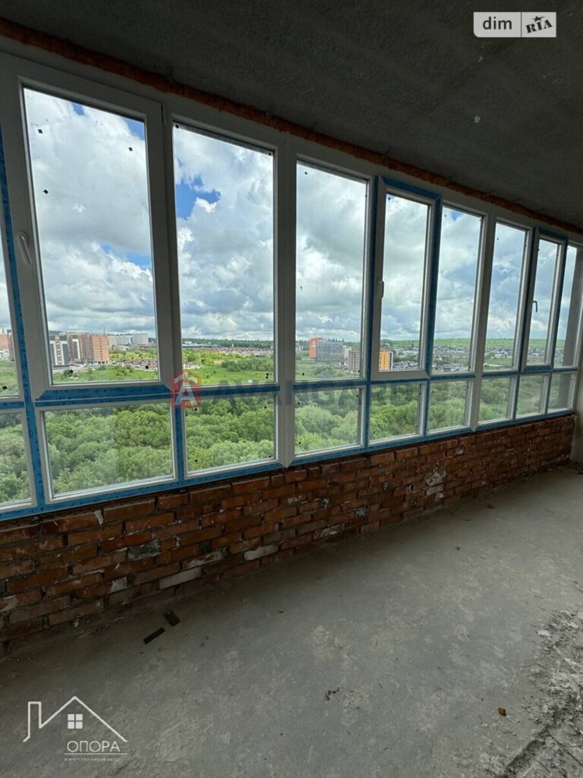 3 ��. ��������, 89/37/12 ��. �., 10/10 ������ ���� 5