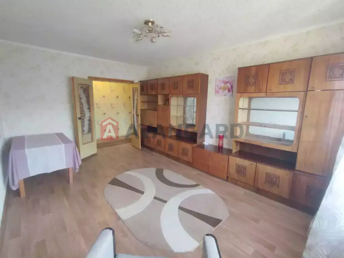 3 ��. ��������, 65/39/8 ��. �., 7/9 ������ ���� 3