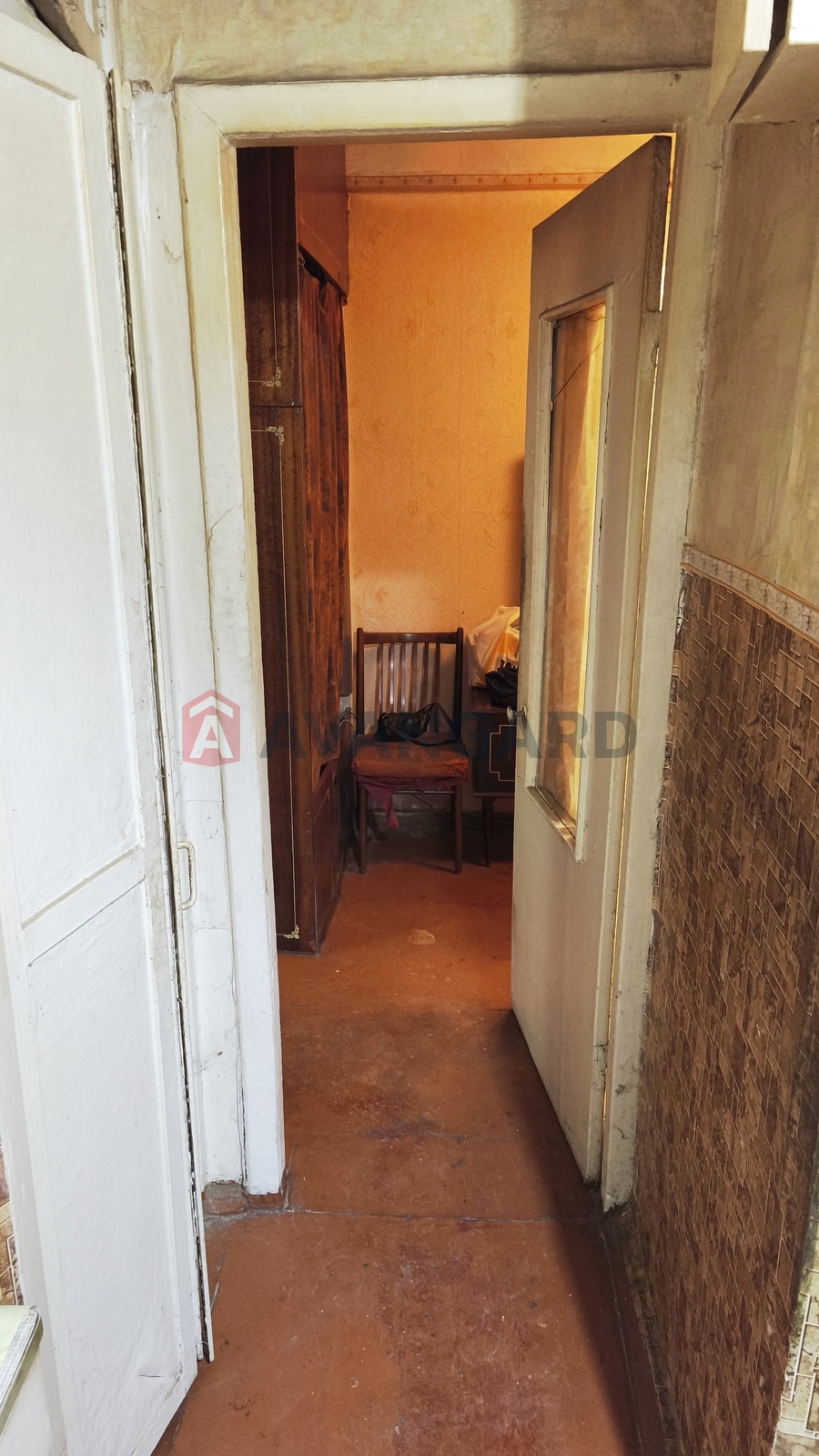 2 ����. ��������, 44/-/6 ��. �., 2/5 ���� ���� 9