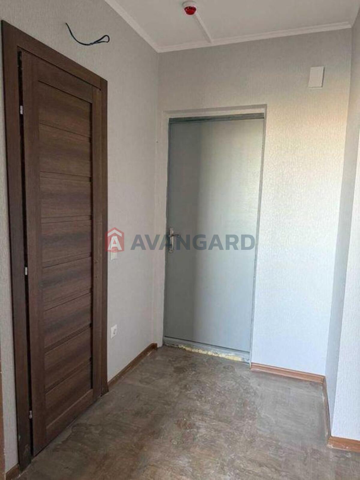 1 ��. ��������, 43/-/10 ��. �., 11/25 ������ ���� 13