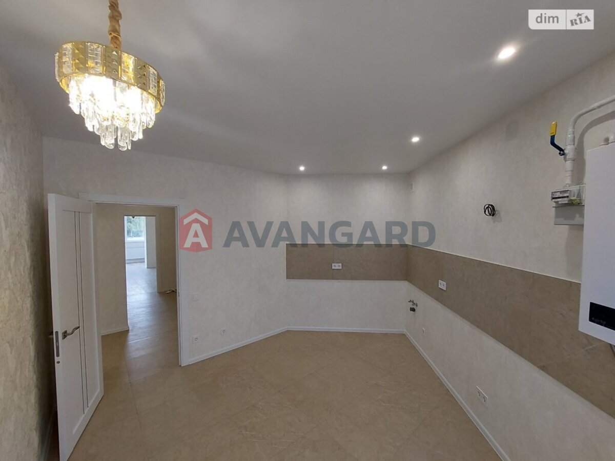 3 ��. ��������, 86/57/12 ��. �., 2/5 ������ ���� 13