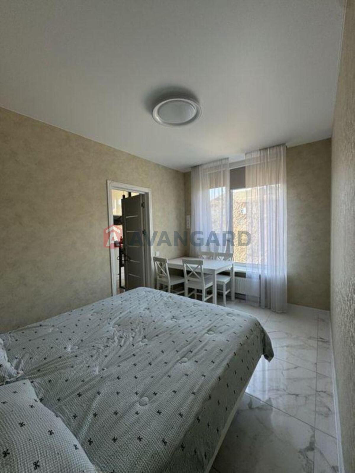 1 ��. ��������, 27/-/10 ��. �., 5/21 ������ ���� 7