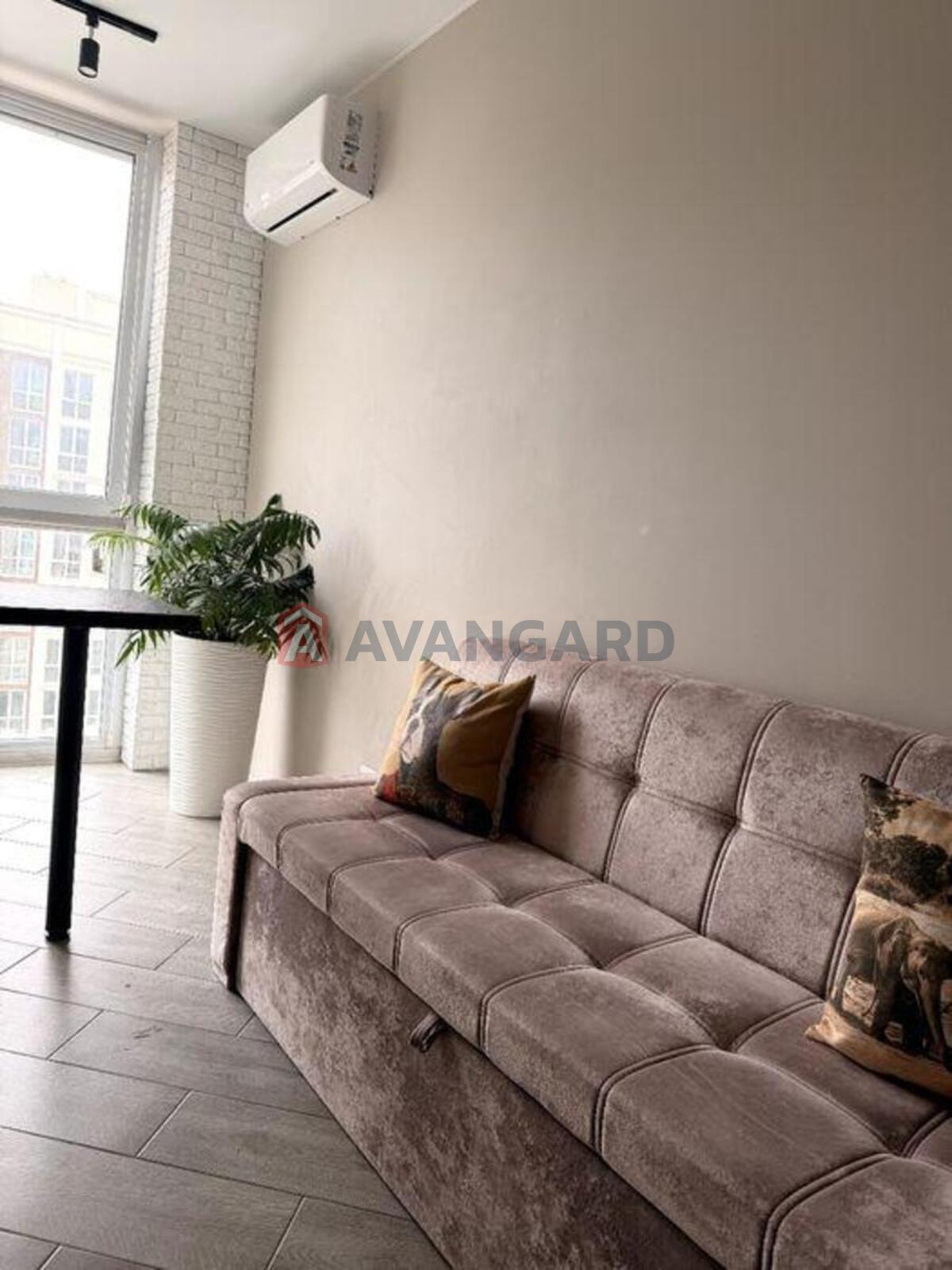 1 ��. ��������, 32/-/9 ��. �., 8/10 ������ ���� 14