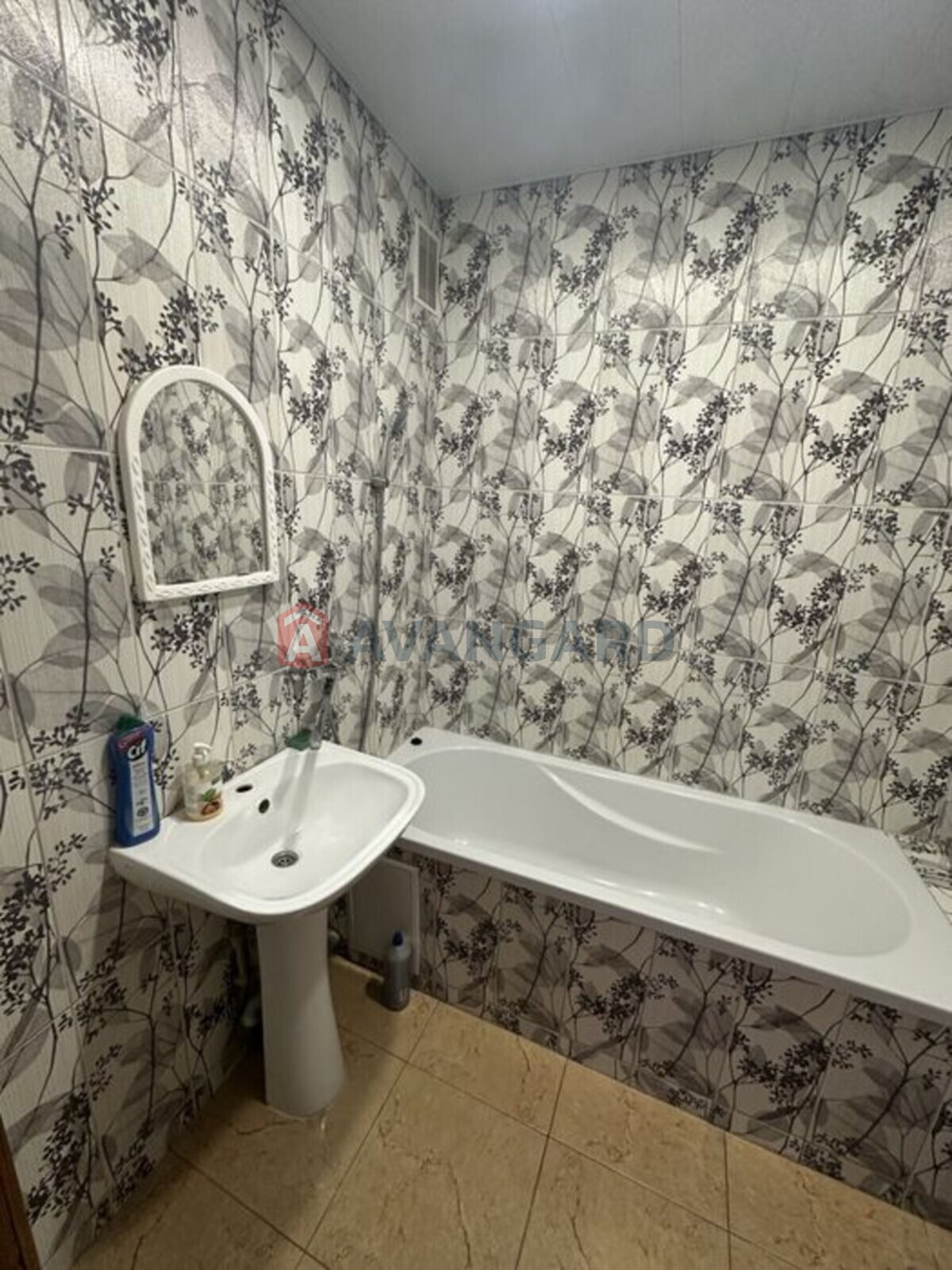 4 ��. ��������, 80/-/31 ��. �., 1/9 ������ ���� 3