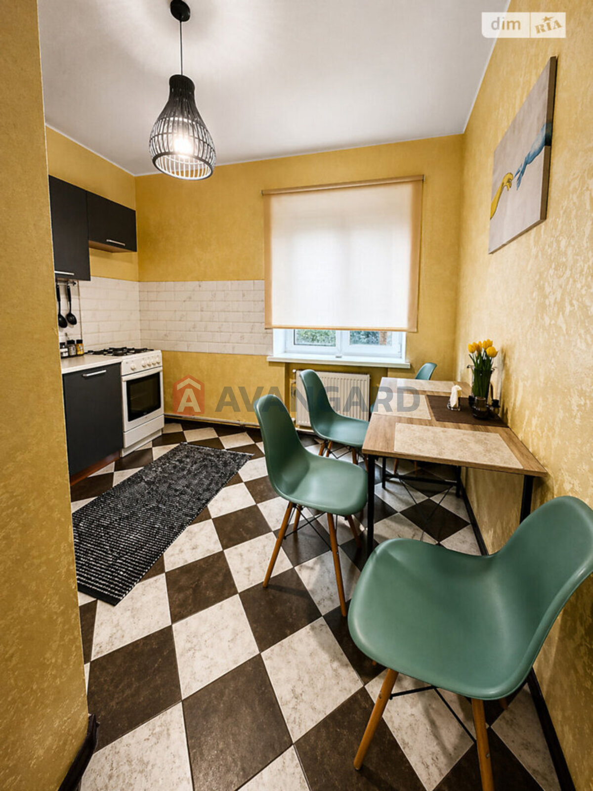 1 ��. ��������, 37/15/8 ��. �., 1/2 ������ ���� 6