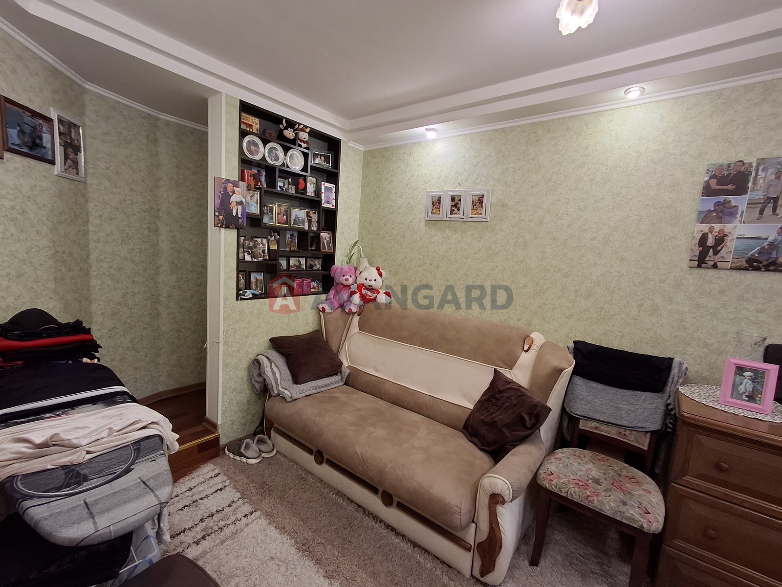 3 ����. ��������, 58/42/6 ��. �., 2/5 ���� ���� 10