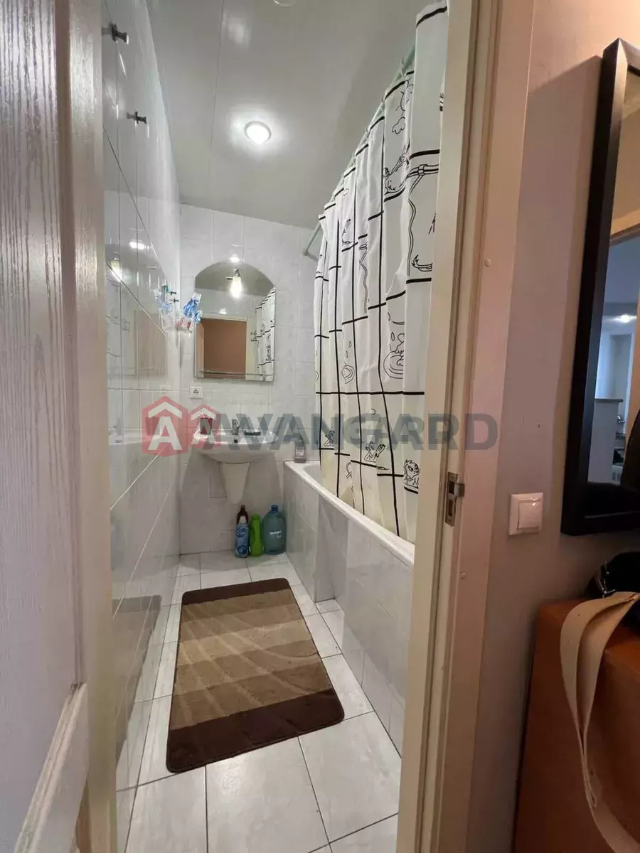 1 ��. ��������, 38/-/8 ��. �., 13/18 ������ ���� 3