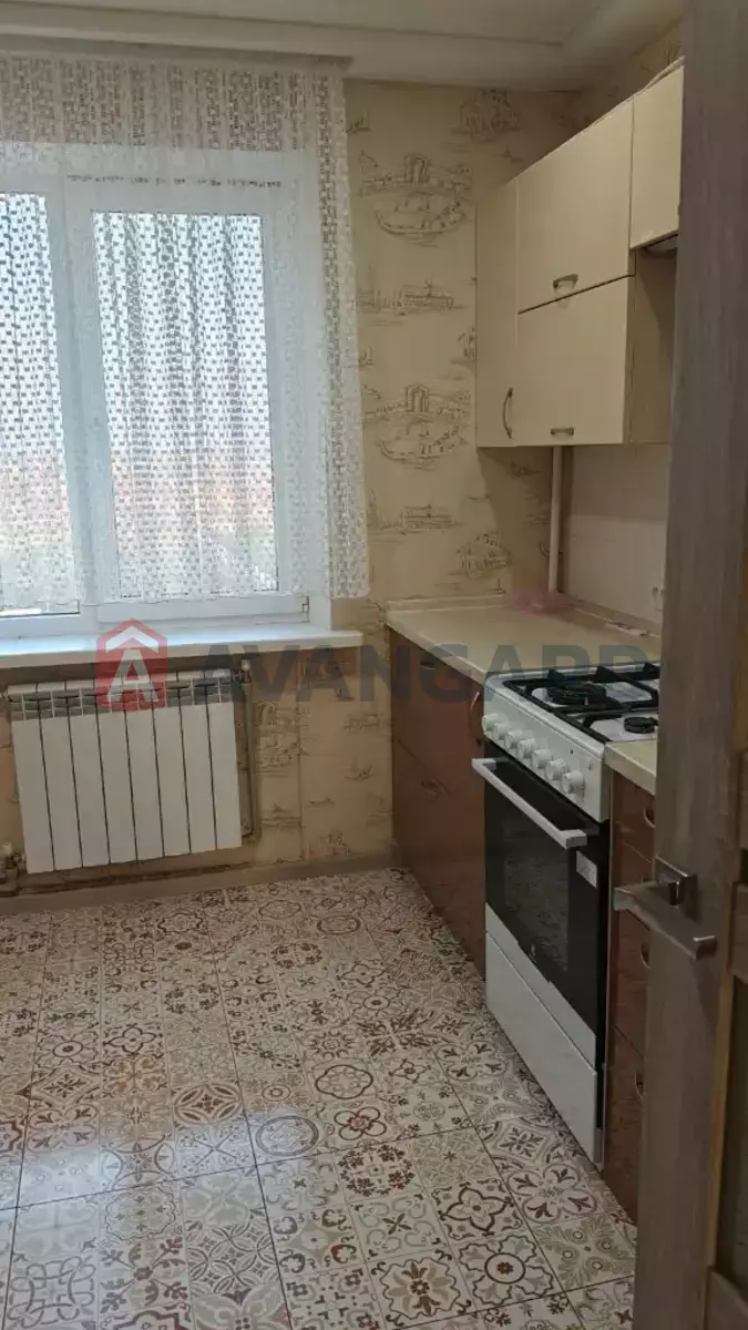 1 ��. ��������, 32/-/- ��. �., 5/5 ������ ���� 6