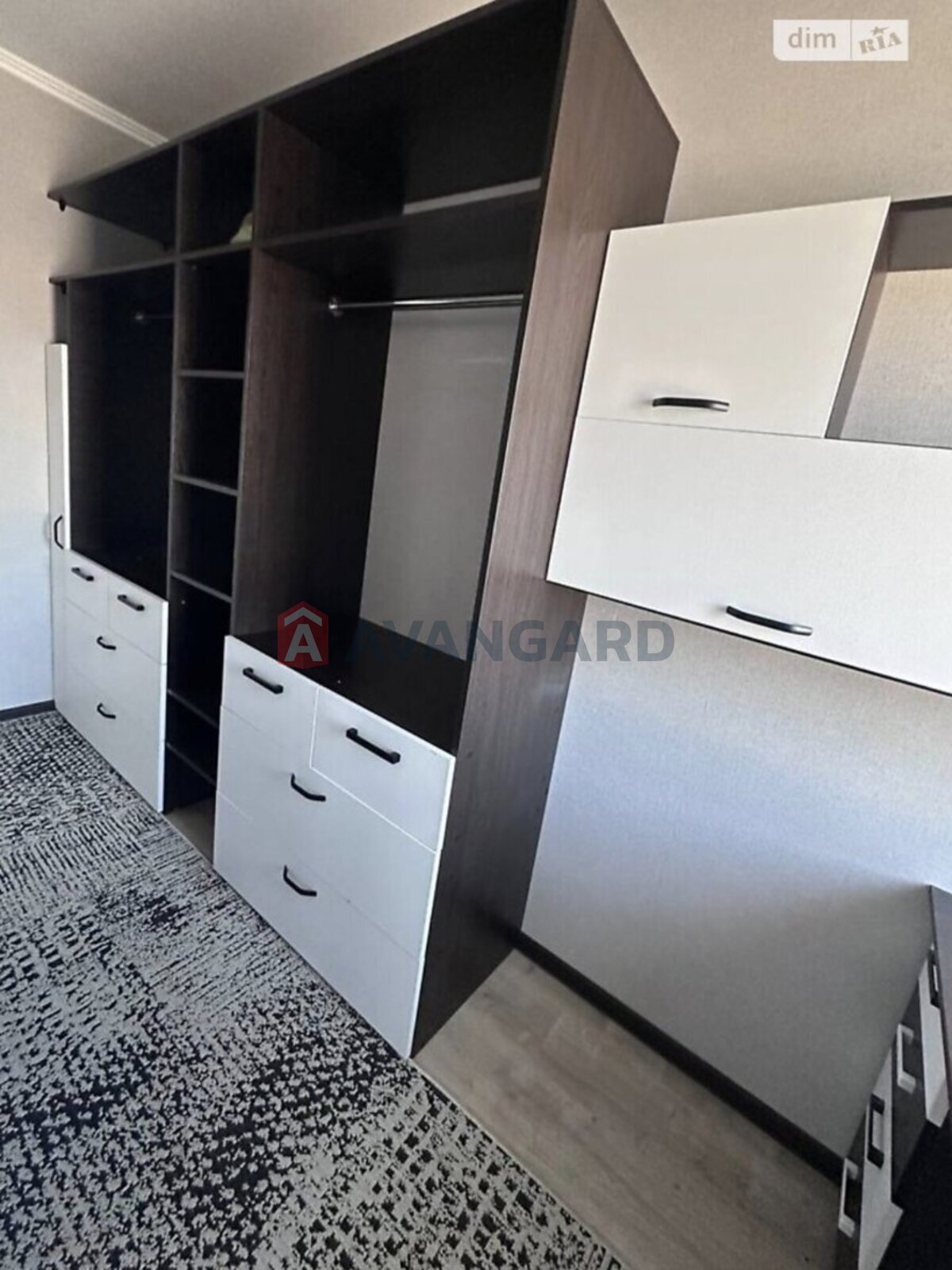 2 ����. ��������, 53/27/10 ��. �., 8/9 ���� ���� 12