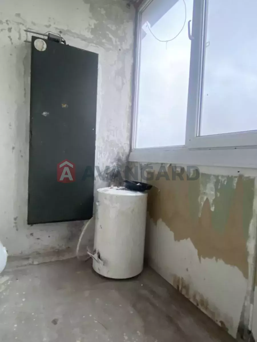 2 . , 44/-/7 . ., 8/10   14