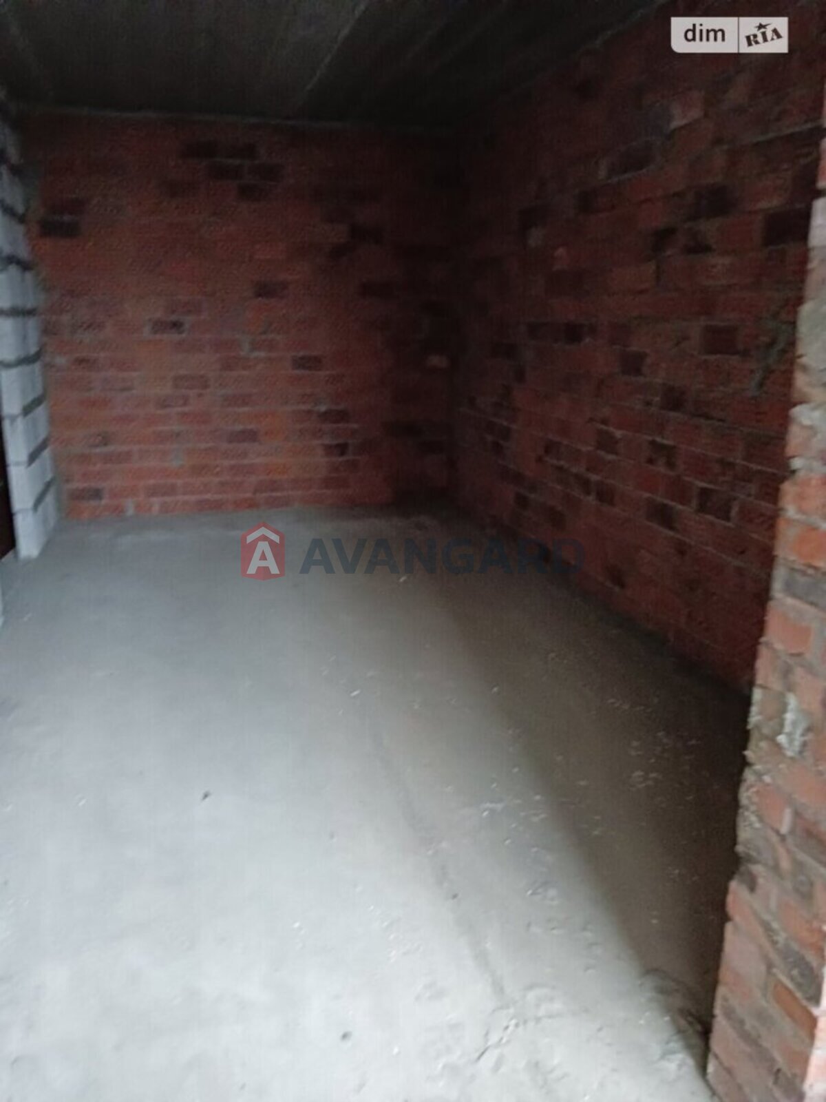 1 ��. ��������, 49/-/- ��. �., 9/11 ������ ���� 5