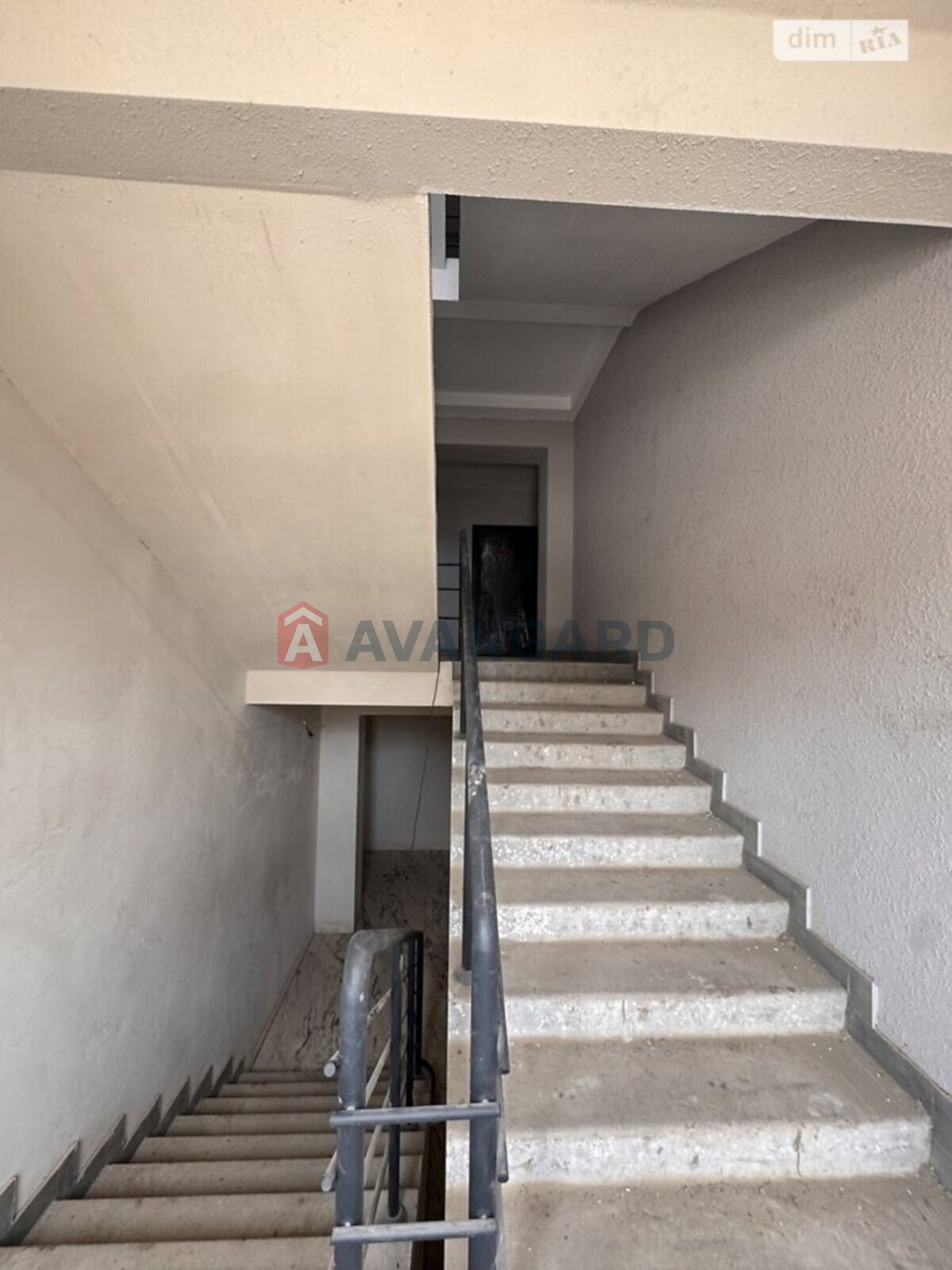 2 ��. ��������, 73/-/19 ��. �., 2/10 ������ ���� 3