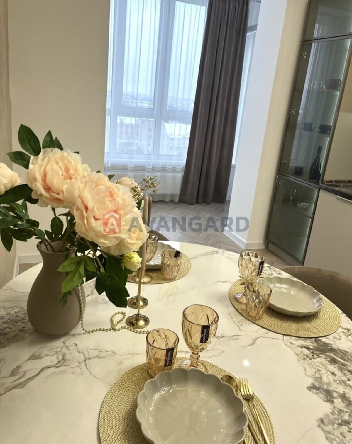 2 ����. ��������, 72/35/19 ��. �., 8/10 ���� ���� 4