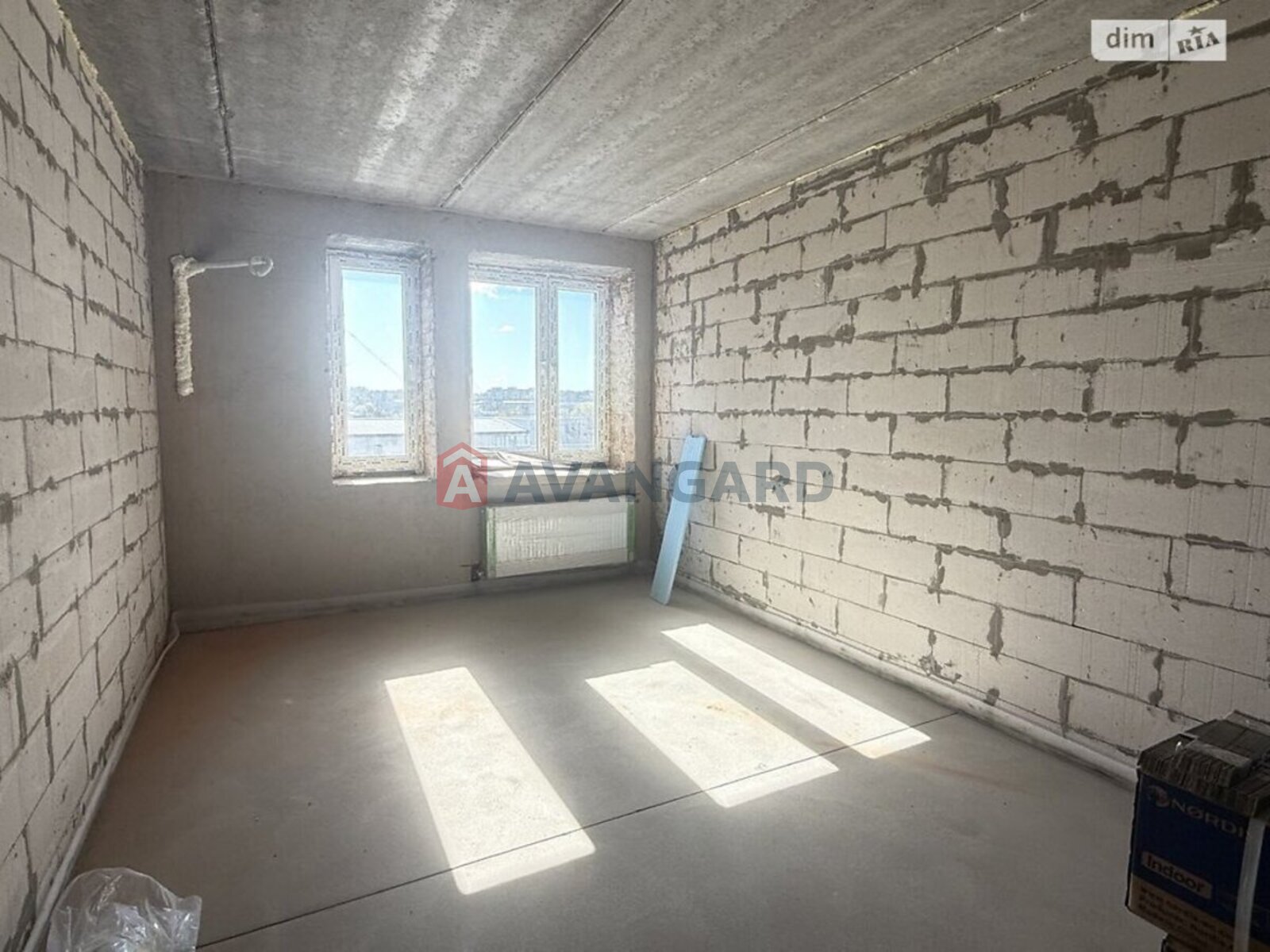 2 ��. ��������, 67/-/9 ��. �., 4/9 ������ ���� 18