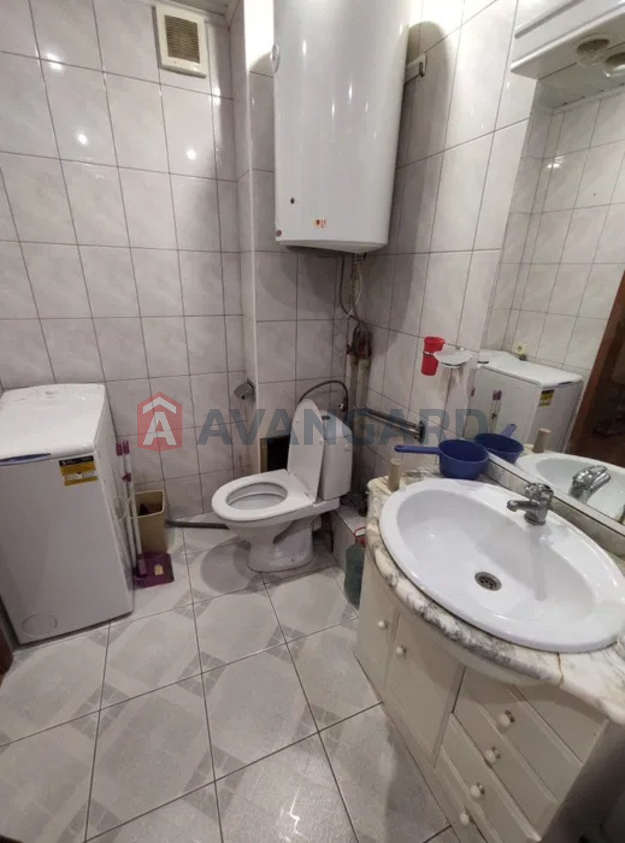 3 ��. ��������, 70/-/25 ��. �., 4/9 ������ ���� 5