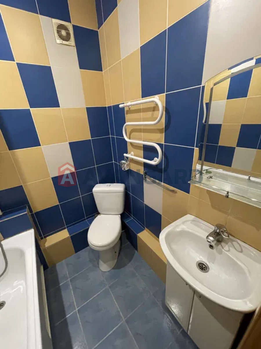 2 ��. ��������, 45/-/7 ��. �., 2/2 ������ ���� 9