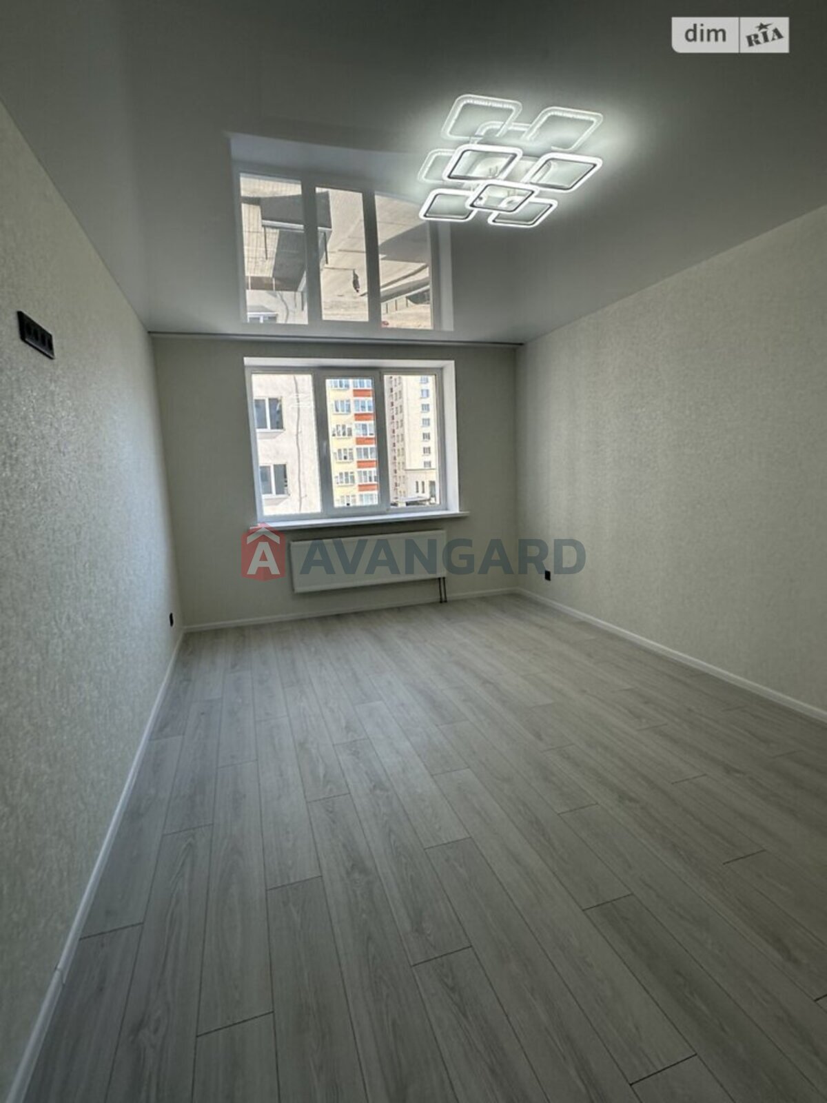 2 ��. ��������, 81/43/17 ��. �., 1/10 ������ ���� 11